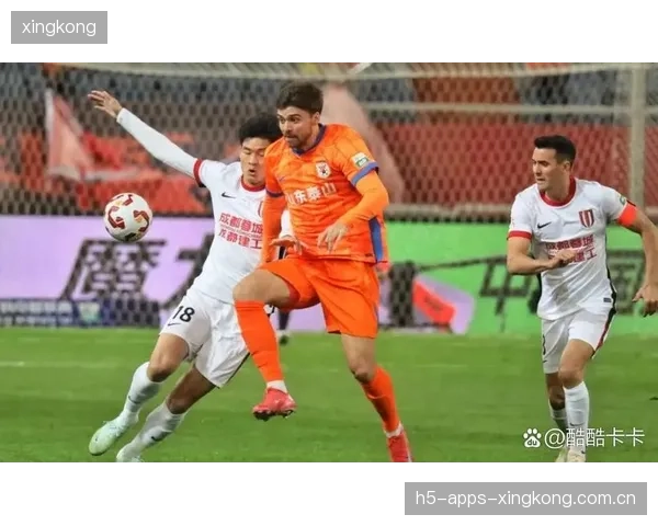 中超焦点战门前混战后补射破门点燃现场